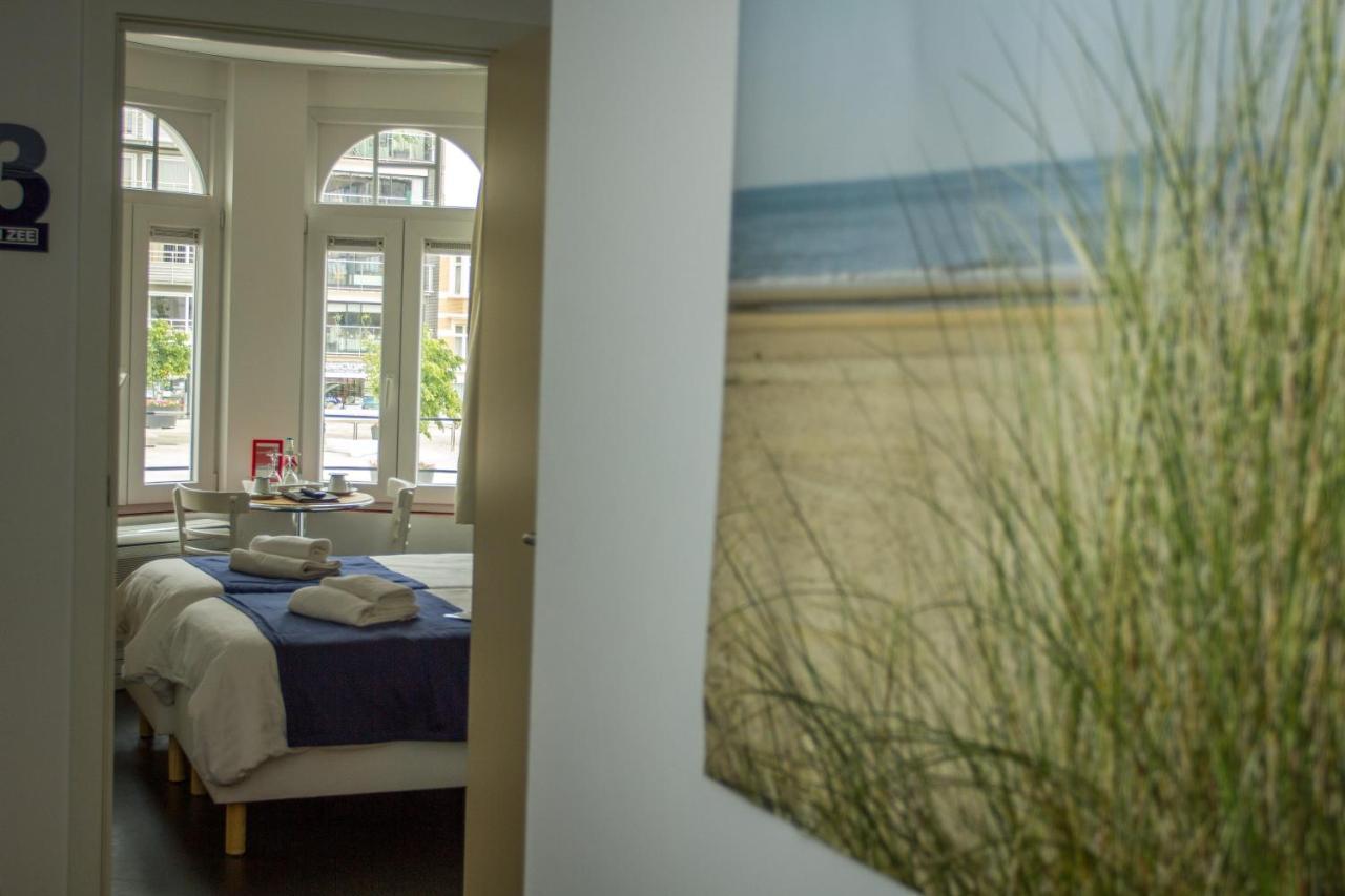 Hotel Aan Zee Де Пане Екстериор снимка